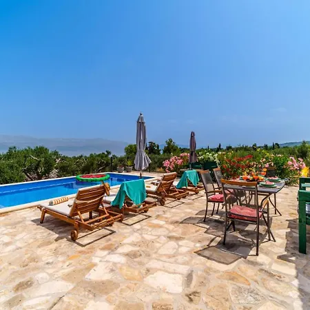 Villa Heritage With Heated Pool *
